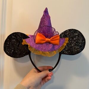 Disney store Halloween Minnie Mouse witch hat ears
